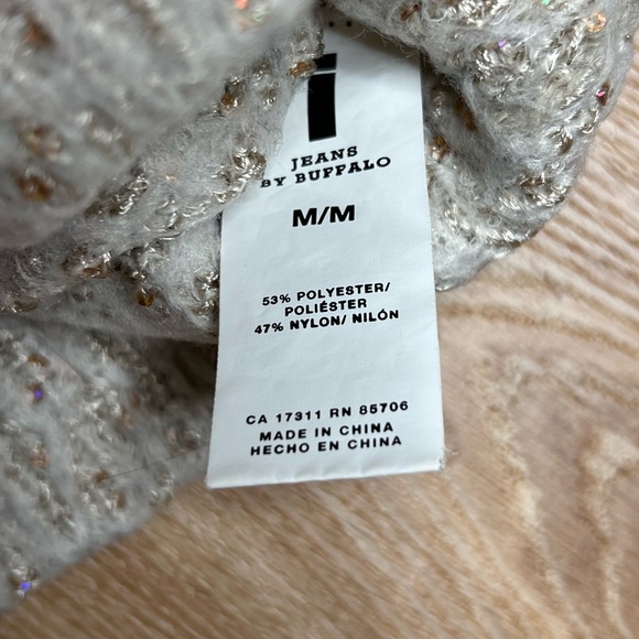 I Jeans by Buffalo sweater. Cream with sequin detail fuzzy sweater. Size medium. - Picture 5 of 7